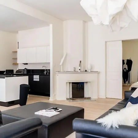 Stunning Downtown Retreat Apartment Helsinki